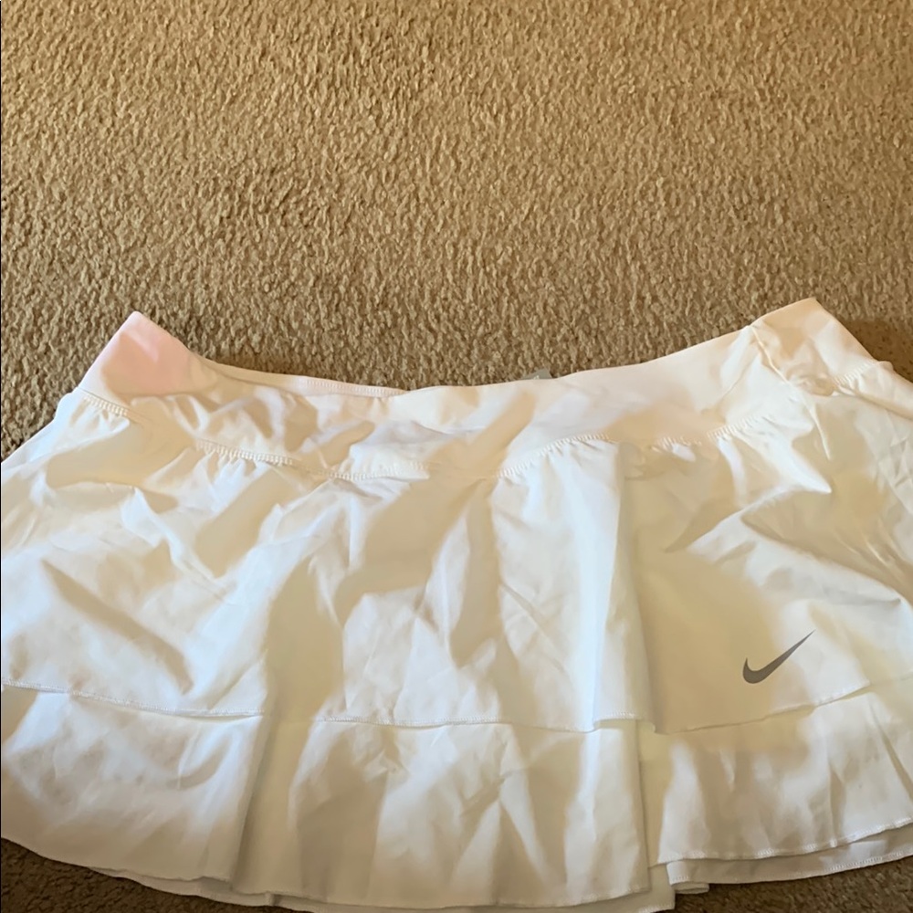 Nike Women's White Mini Skirt